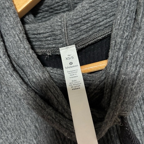Lululemon Retreat Yourself Heathered Gray Cowl Neck Bell Sleeve Pullover Sweater - Picture 8 of 11